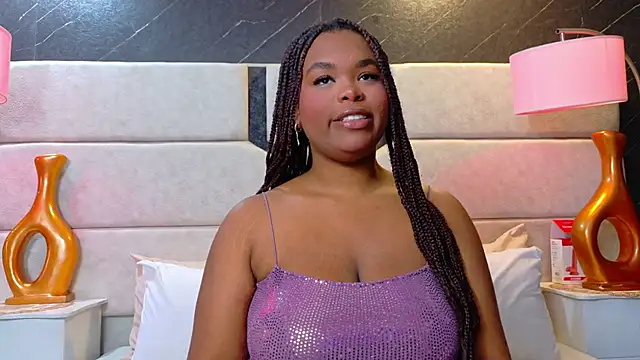 EbonyHenner online show from June 19, 2026, 12:00 pm