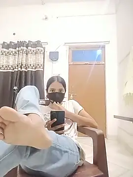 Riya cum33 online show from July 16, 2026, 4:37 pm