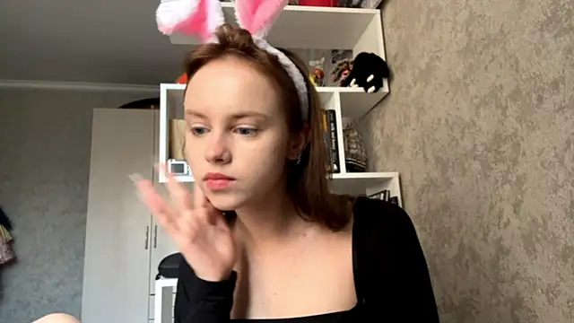 Mollybeans online show from July 14, 2026, 3:18 pm