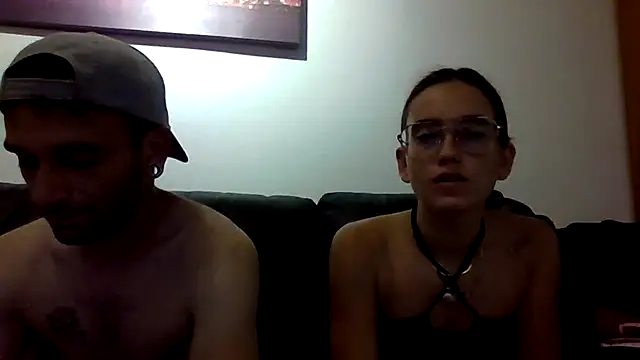 larubiahott online show from July 17, 2026, 8:50 pm