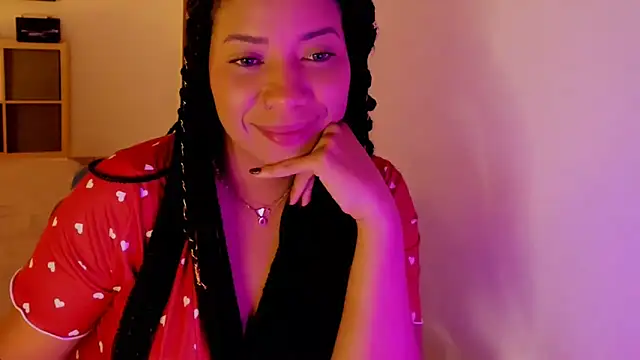 Snapshot of NicolePasqualott chatting on October 14, 2025, 9:04 pm NicolePasqualott online show from October 14, 2025, 9:04 pm