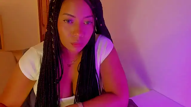 Snapshot of NicolePasqualott chatting on October 20, 2025, 7:47 pm NicolePasqualott online show from October 20, 2025, 7:47 pm