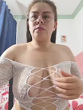 Snapshot of celeste_rivaXXX chatting on June 27, 2026, 3:23 am celeste rivaXXX online show from June 27, 2026, 3:23 am