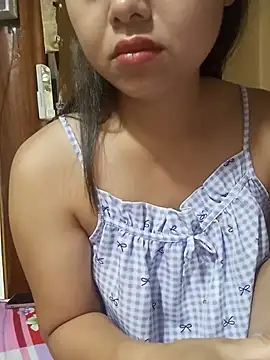 Emma-cutee online show from July 3, 2026, 3:02 am