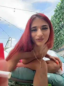 VixenRosse online show from July 7, 2026, 7:23 am