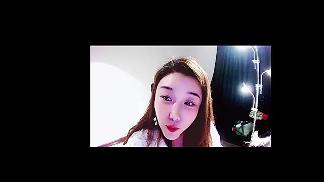 Wenqian616 online show from June 25, 2026, 12:21 pm