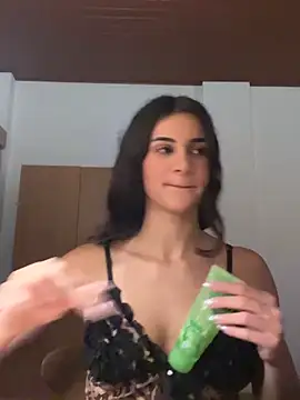sarahlfvxo online show from June 29, 2026, 3:56 pm