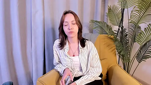 AlexaPlavnik online show from June 17, 2026, 2:05 pm