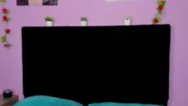 Makii XOXO online show from June 27, 2026, 11:44 pm