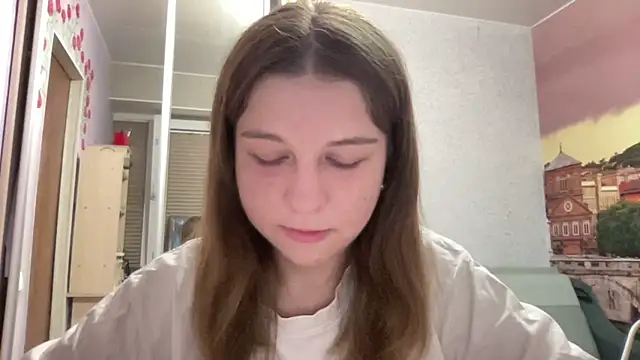 HwaTrippel online show from July 31, 2026, 6:16 pm