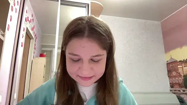 HwaTrippel online show from July 8, 2026, 5:02 pm