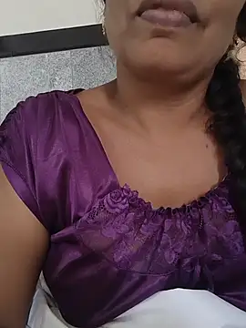 Snapshot of Tamilsexy35 chatting on July 7, 2026, 8:18 am Tamilsexy35 online show from July 7, 2026, 8:18 am