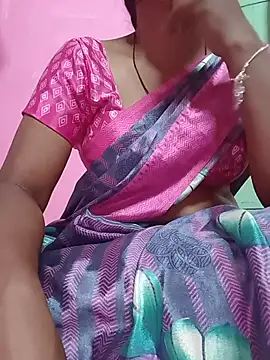 Snapshot of Tamilsexy35 chatting on July 4, 2026, 1:37 pm Tamilsexy35 online show from July 4, 2026, 1:37 pm