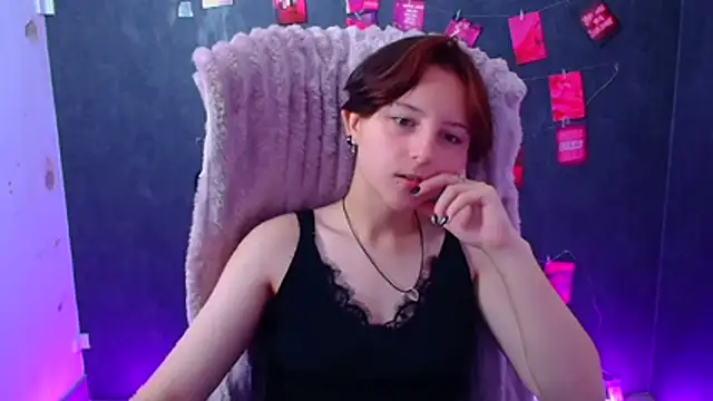 Snapshot of Dilara_Kiss_ chatting on July 21, 2026, 11:33 am Dilara Kiss online show from July 21, 2026, 11:33 am