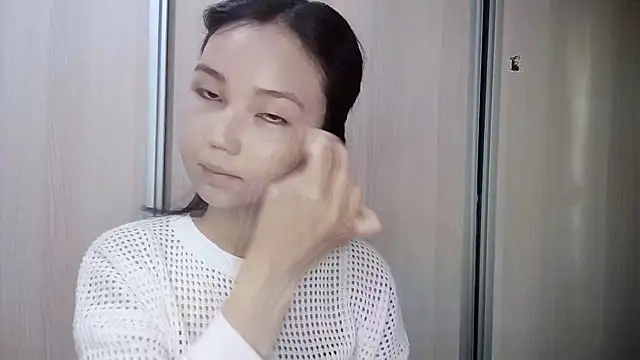Snapshot of SusieSkepple chatting on June 18, 2026, 12:10 pm SusieSkepple online show from June 18, 2026, 12:10 pm