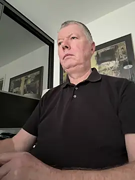 cumboy online show from December 17, 2024, 12:22 pm