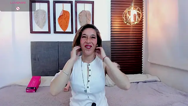 Margott mature online show from August 3, 2026, 12:44 pm