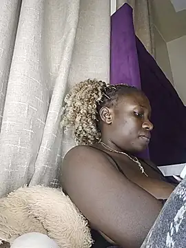 Snapshot of Sexxy_gettty chatting on July 17, 2026, 12:46 pm Sexxy gettty online show from July 17, 2026, 12:46 pm