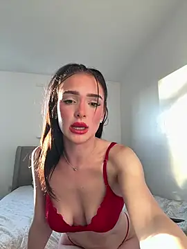 Charliedarkx online show from June 17, 2026, 7:35 pm