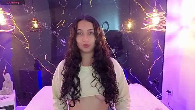 ZoeBlissX online show from June 19, 2026, 11:27 am