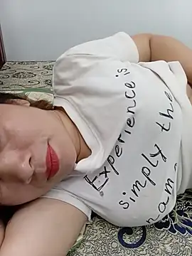 Bigtitss99 online show from July 14, 2026, 3:18 pm