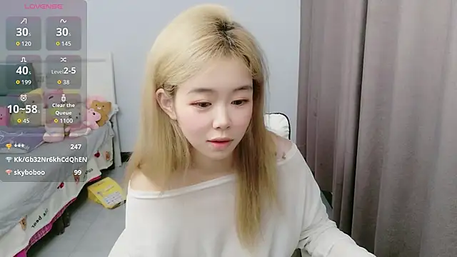 xiaoshenlove030 online show from July 31, 2026, 3:42 pm