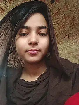 Snapshot of Simran_143 chatting on July 11, 2026, 6:03 am Simran 143 online show from July 11, 2026, 6:03 am