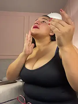 LuisAny online show from July 25, 2026, 3:36 am