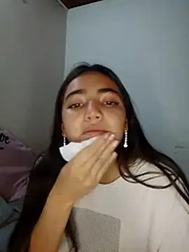 Julia valentina online show from July 25, 2026, 4:20 am