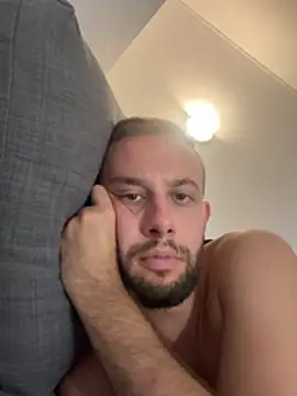 tittolone98 online show from July 14, 2026, 1:38 am