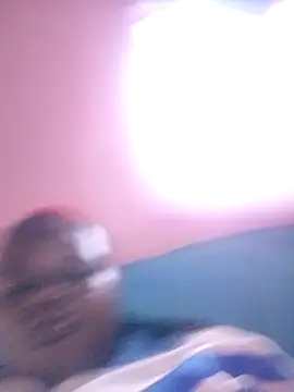 PRETTY-LILY online show from July 9, 2026, 4:02 am