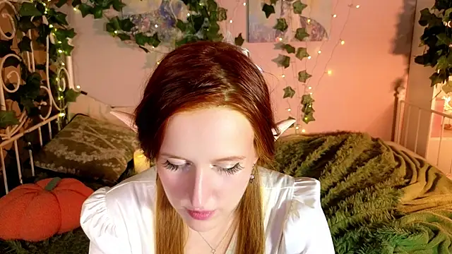 Snapshot of Eva_Bellea chatting on July 10, 2026, 1:33 pm Eva Bellea online show from July 10, 2026, 1:33 pm