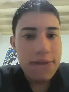 Snapshot of Thiagoo_Vega chatting on August 3, 2026, 3:40 pm Thiagoo Vega online show from August 3, 2026, 3:40 pm
