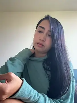 Ashleygross777 online show from August 1, 2026, 8:18 pm