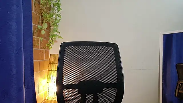 David-Nova  online show from June 24, 2026, 3:49 am