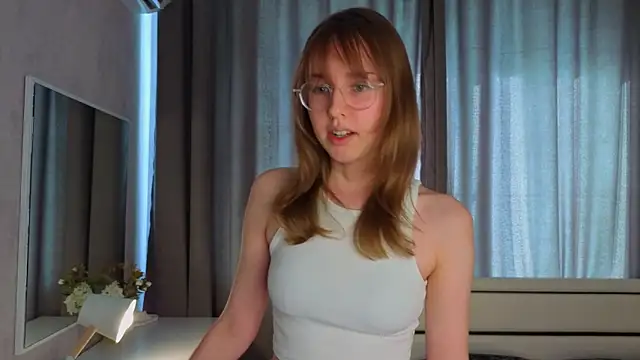 SunnySikarskie online show from June 27, 2026, 4:07 am