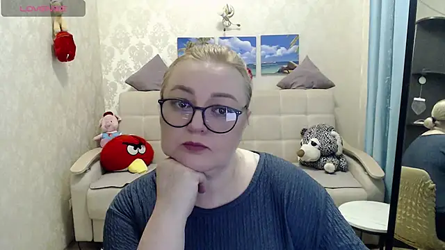 Meow Milf online show from June 22, 2026, 5:26 am