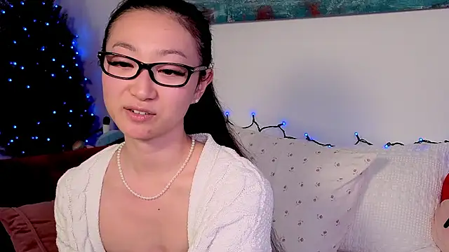 MySweetSofie online show from December 17, 2025, 10:48 pm