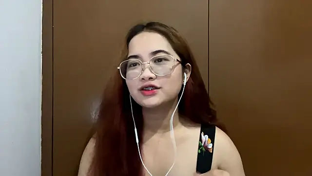 BeverlyKulcona online show from June 22, 2026, 12:02 pm