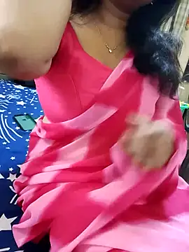 Mangelxoxo online show from June 25, 2026, 7:13 am