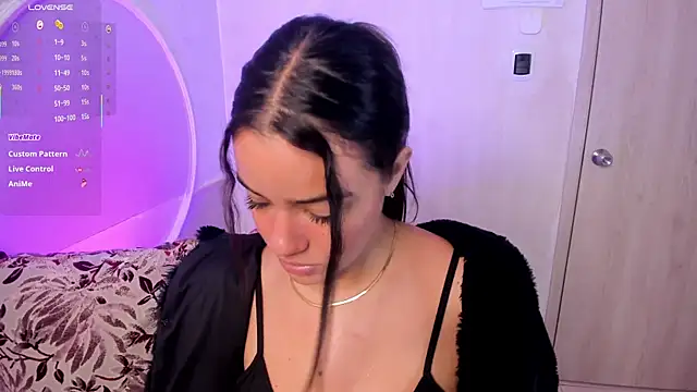 Nicolee blair online show from August 1, 2026, 11:19 am