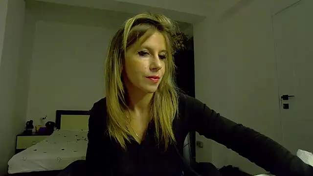 DedeSibel online show from March 23, 2026, 4:18 pm