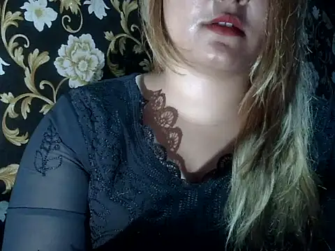Sexyy Sana online show from July 1, 2026, 6:08 pm