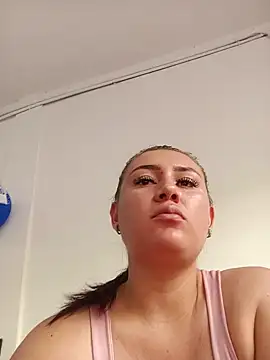 Emily RoseM online show from July 6, 2026, 10:12 pm