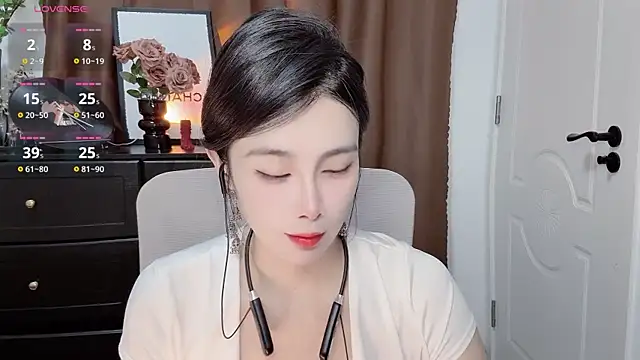 Guokoi online show from July 30, 2026, 3:49 am