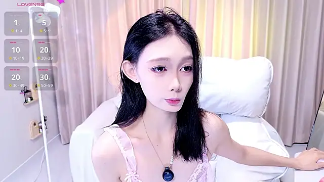 YangYang-0805 online show from July 25, 2026, 5:15 am
