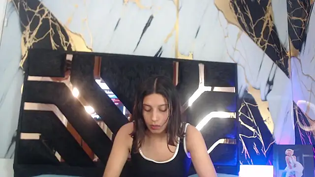 Bellaandvestiacs online show from June 27, 2026, 4:18 am
