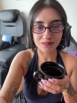 JennaNovva online show from July 28, 2026, 4:39 pm