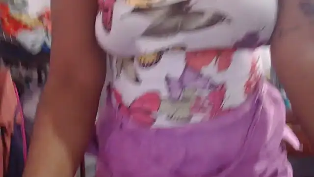 Snapshot of princessvelvet4 chatting on June 24, 2026, 1:21 pm princessvelvet4 online show from June 24, 2026, 1:21 pm