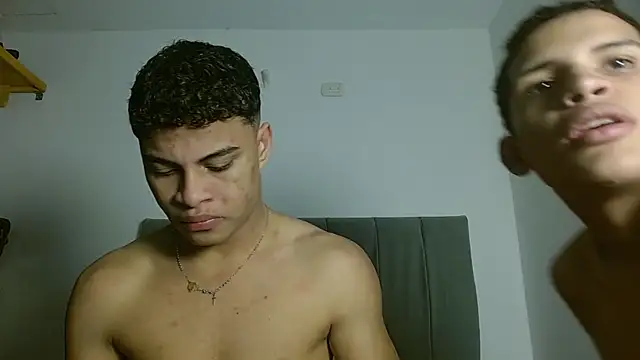 Jose And Daniel online show from July 17, 2026, 3:26 am